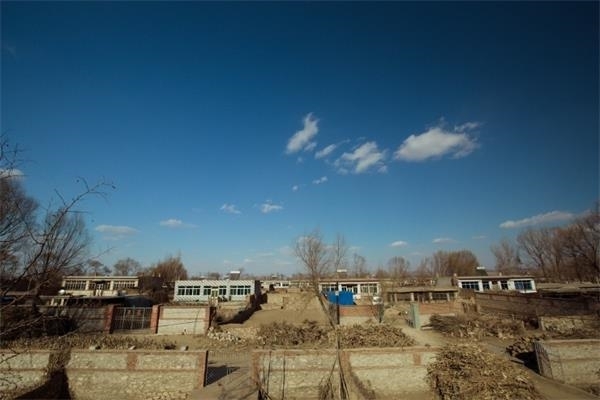 告诉你一个真实的东北农村 房子都建成这样