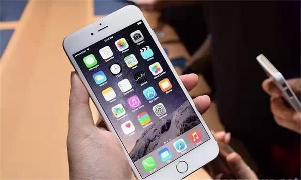 上海热线房产频道-- 十年后最便宜的是车子房子