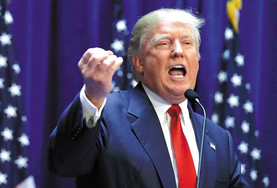 16日，美国房地产大亨唐纳德·特朗普(右图)在美国纽约曼哈顿的特朗普大厦宣布寻求共和党提名，参加2016年美国总统选举。