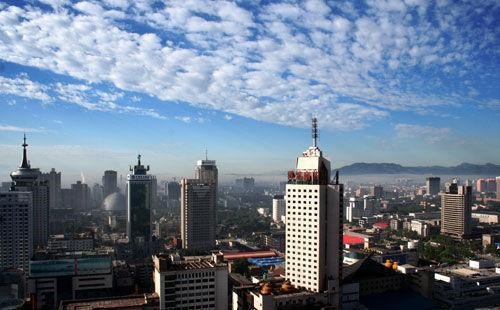 上海热线房产频道-- 北京房价太高 购房人不妨