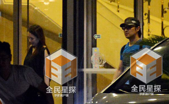 上海热线房产频道-- 章子怡领衔为获绿卡赴美国