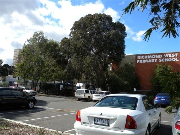 上海热线房产频道-- 探访澳洲华人超市看物价 