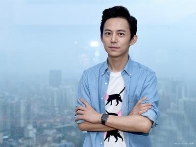 何炅老婆_何炅 收入